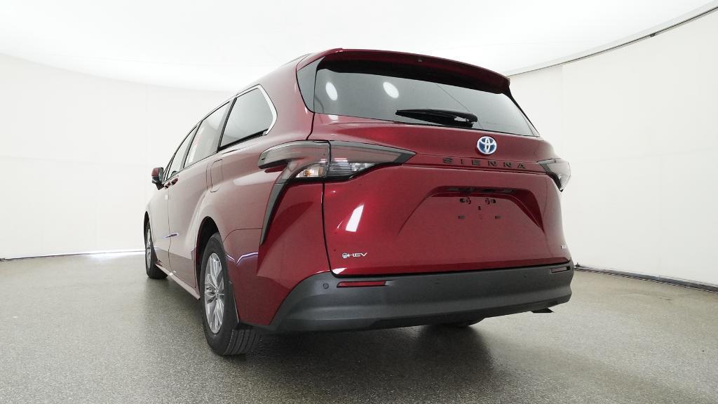 new 2025 Toyota Sienna car, priced at $45,739