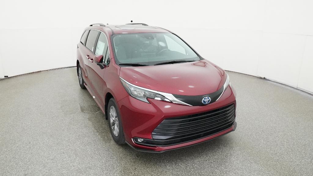 new 2025 Toyota Sienna car, priced at $45,739