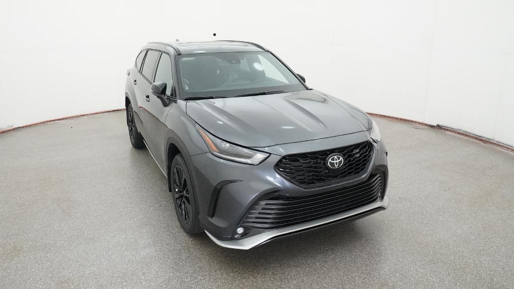 new 2025 Toyota Highlander car, priced at $47,939