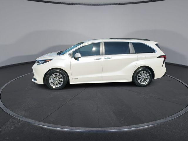 used 2021 Toyota Sienna car, priced at $37,958