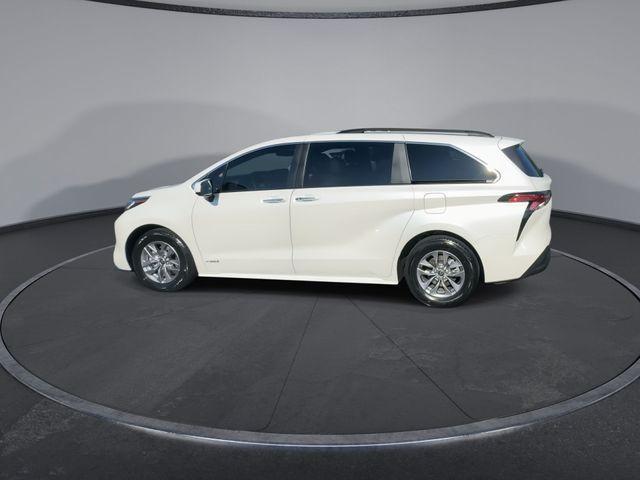 used 2021 Toyota Sienna car, priced at $37,958