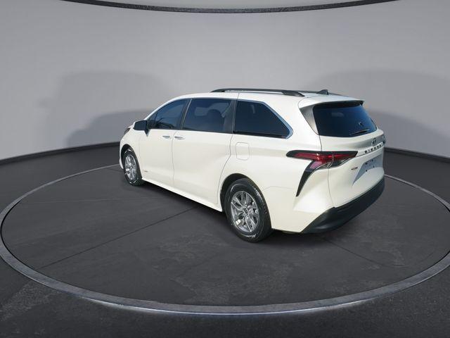 used 2021 Toyota Sienna car, priced at $37,958