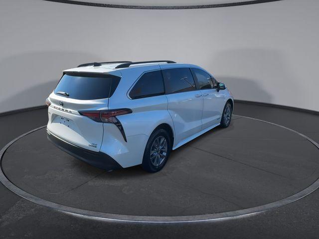 used 2021 Toyota Sienna car, priced at $37,958