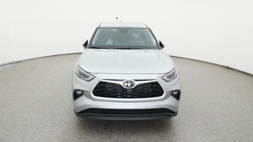 new 2025 Toyota Highlander car, priced at $43,347