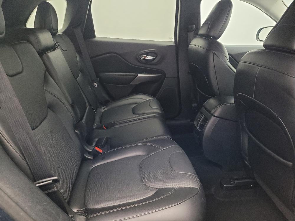 used 2020 Jeep Cherokee car, priced at $20,095