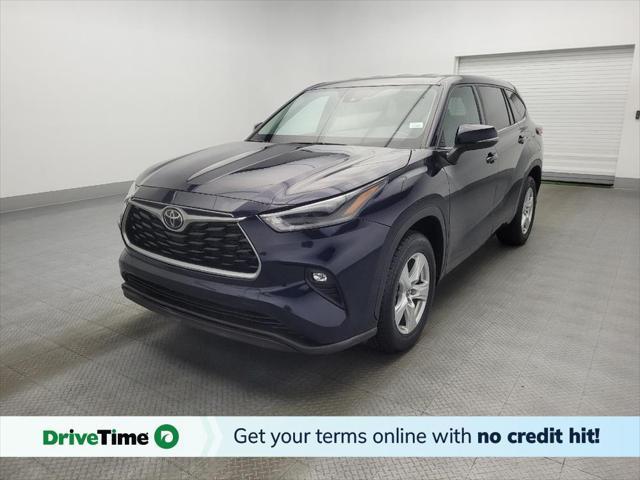 used 2021 Toyota Highlander car, priced at $27,495