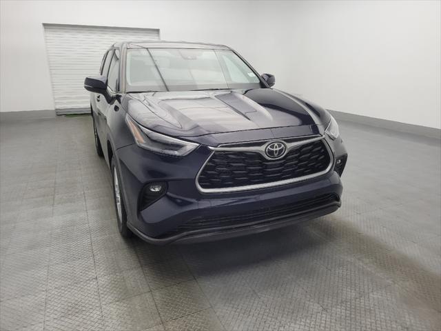 used 2021 Toyota Highlander car, priced at $27,495