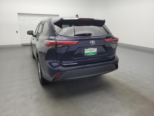 used 2021 Toyota Highlander car, priced at $27,495