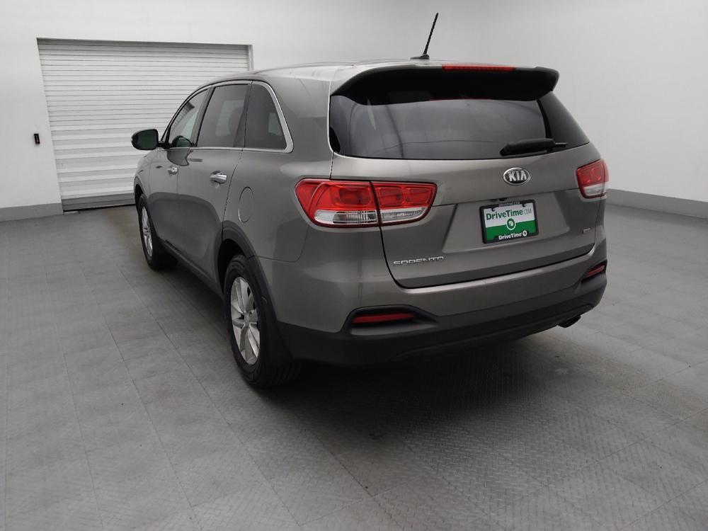 used 2018 Kia Sorento car, priced at $13,395