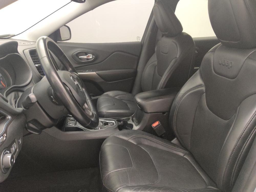 used 2021 Jeep Cherokee car, priced at $19,795