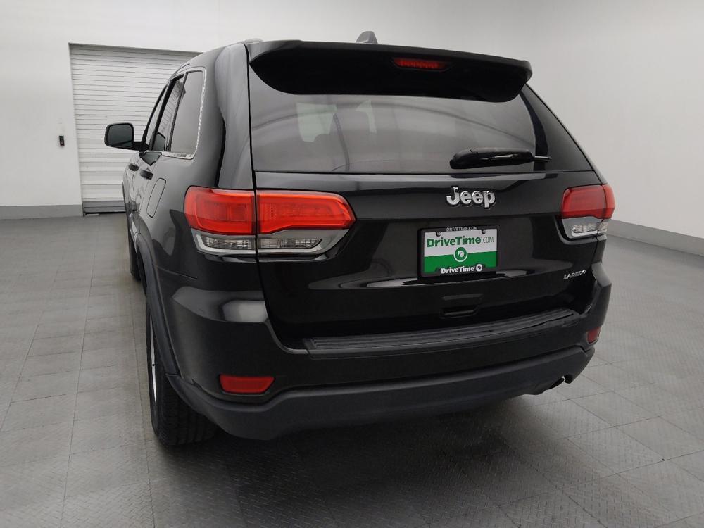 used 2016 Jeep Grand Cherokee car, priced at $17,195