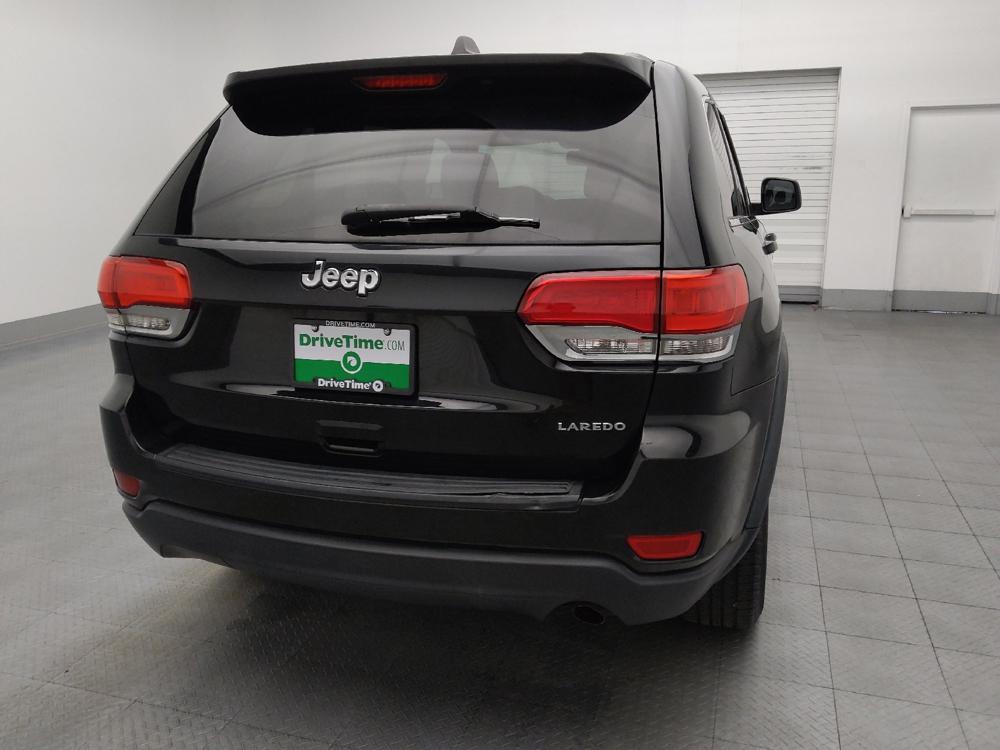 used 2016 Jeep Grand Cherokee car, priced at $17,195