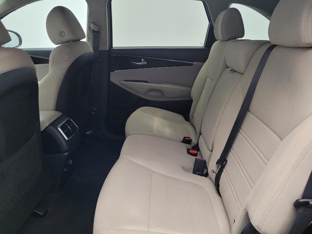 used 2020 Kia Sorento car, priced at $18,495