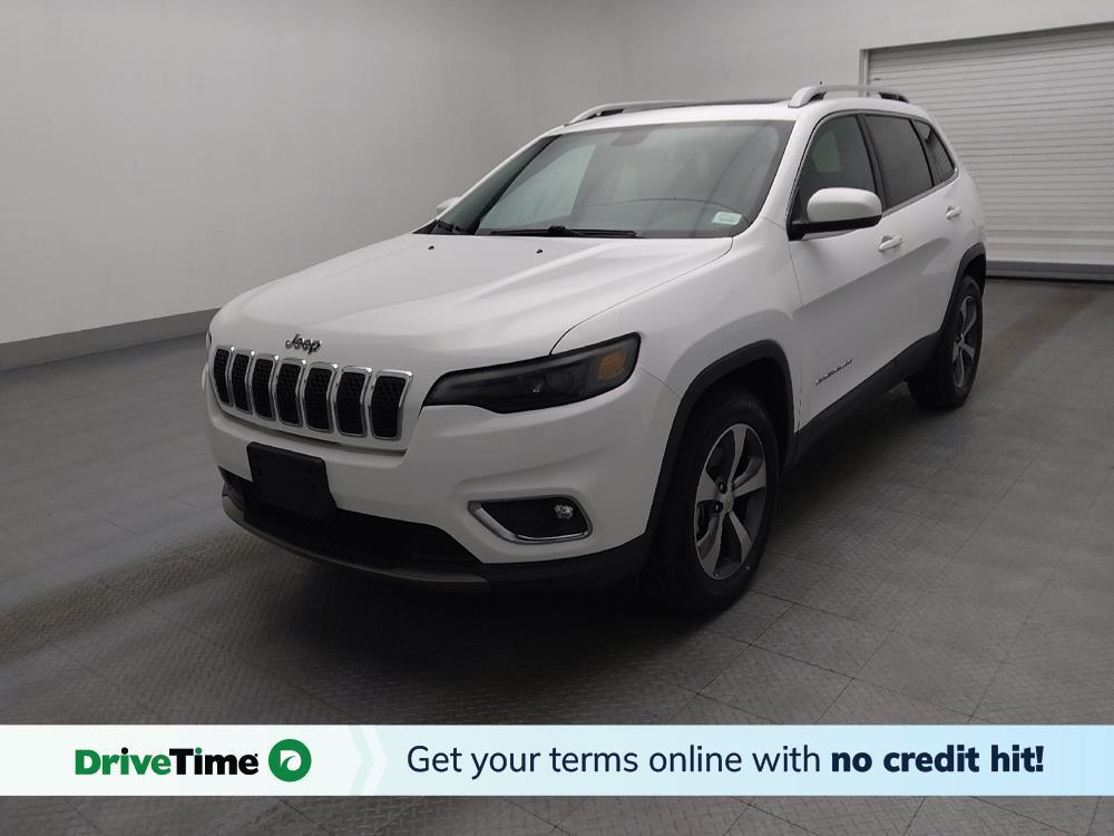 used 2019 Jeep Cherokee car, priced at $19,095