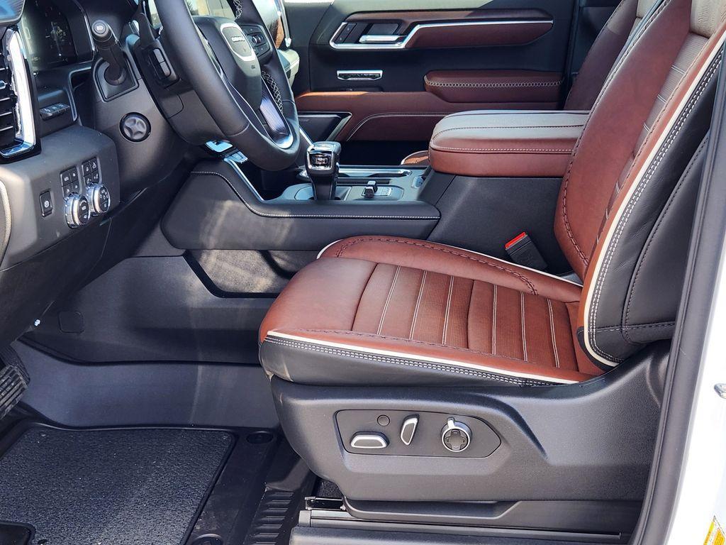 new 2026 GMC Sierra 1500 car, priced at $89,679