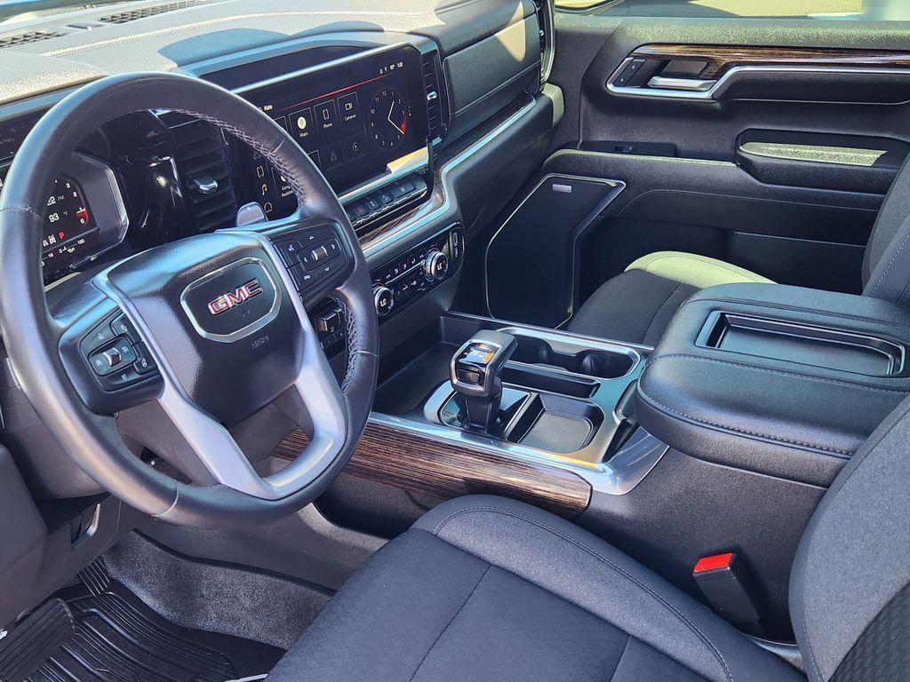 used 2022 GMC Sierra 1500 car, priced at $49,995