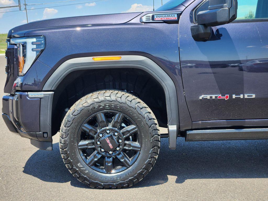 new 2025 GMC Sierra 3500 car, priced at $91,005