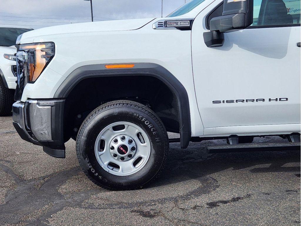 new 2025 GMC Sierra 2500 car, priced at $55,255