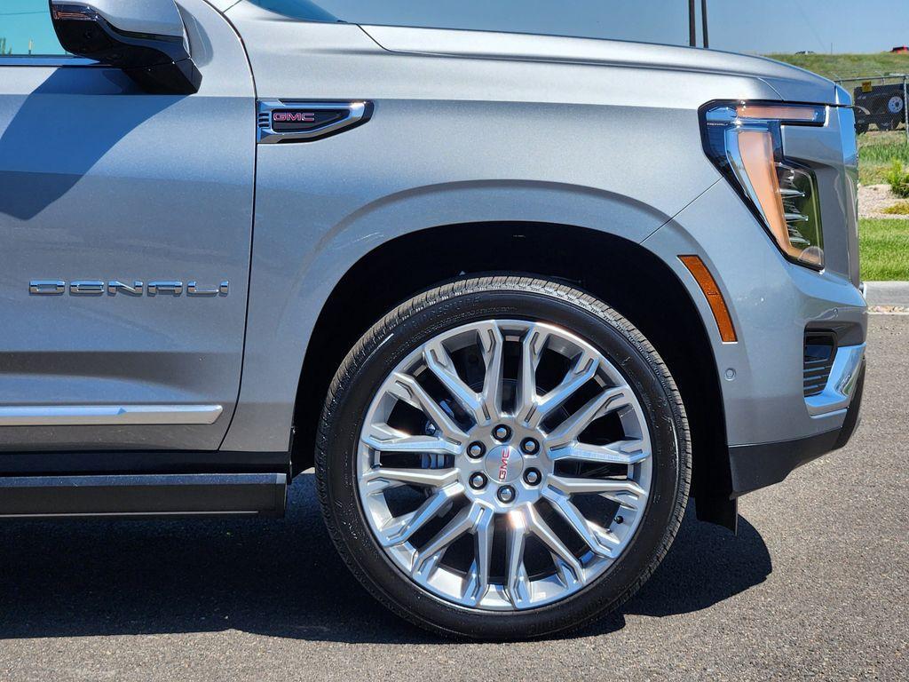 new 2025 GMC Yukon car, priced at $97,365