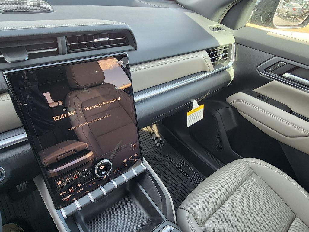 new 2026 GMC Terrain car, priced at $39,025