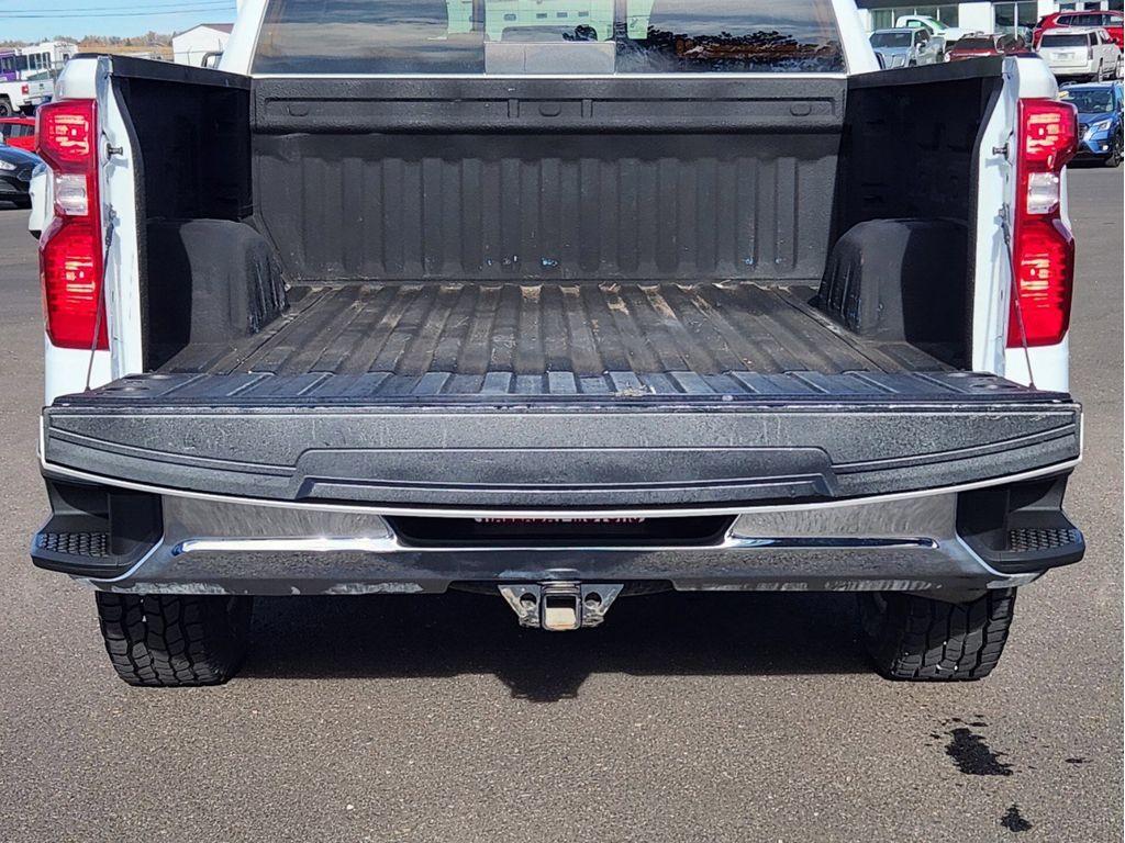 used 2021 Chevrolet Silverado 1500 car, priced at $31,995