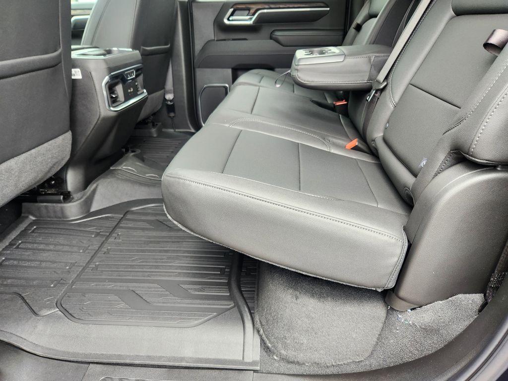 new 2025 GMC Sierra 2500 car, priced at $85,070