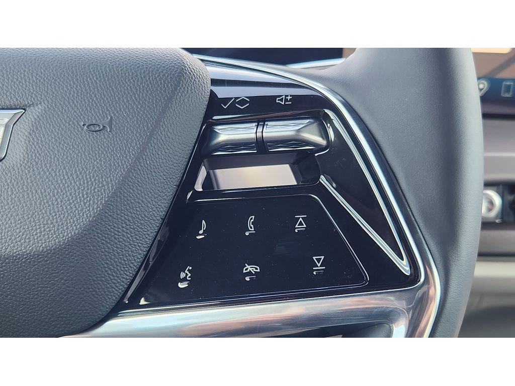 new 2026 Cadillac VISTIQ car, priced at $75,314