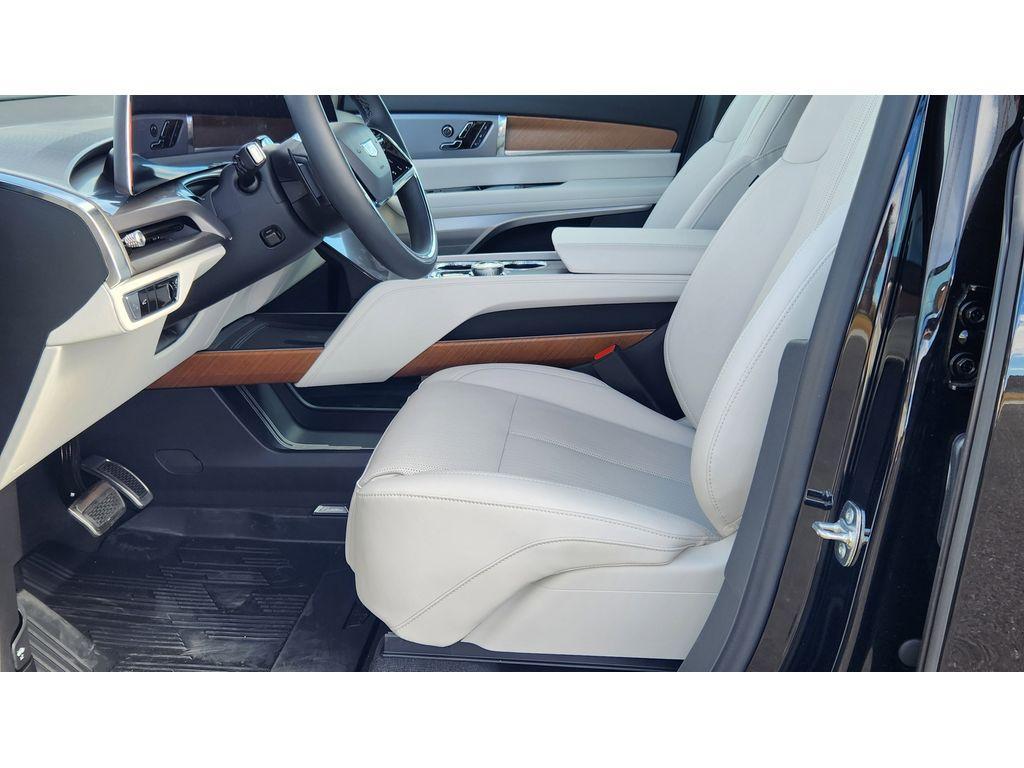 new 2026 Cadillac VISTIQ car, priced at $75,314