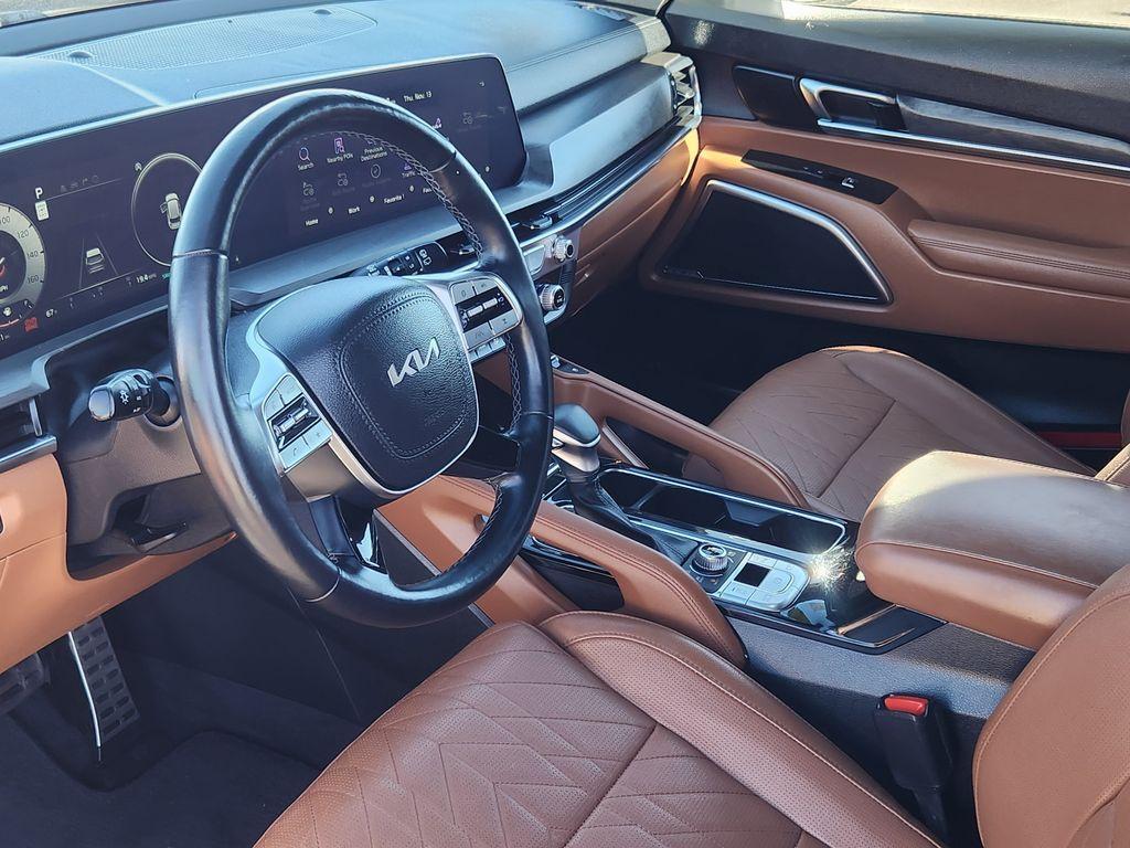 used 2024 Kia Telluride car, priced at $41,995