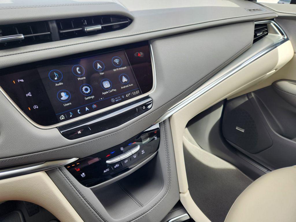 new 2025 Cadillac XT5 car, priced at $57,760