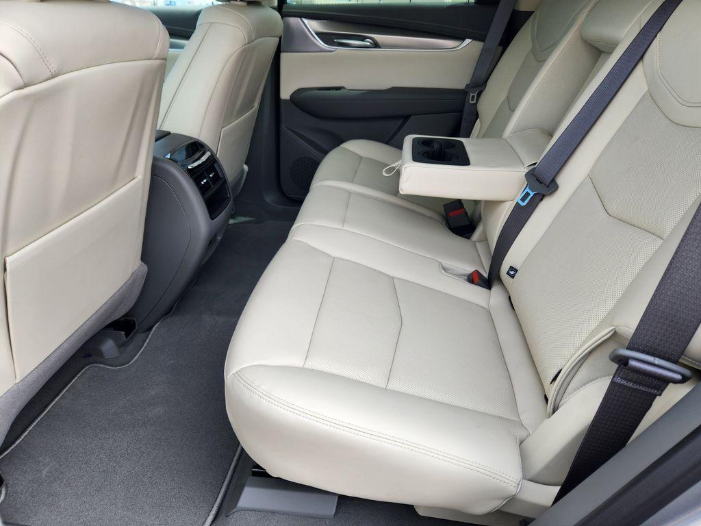 new 2025 Cadillac XT5 car, priced at $57,760