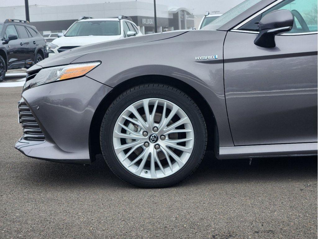 used 2018 Toyota Camry Hybrid car, priced at $24,995