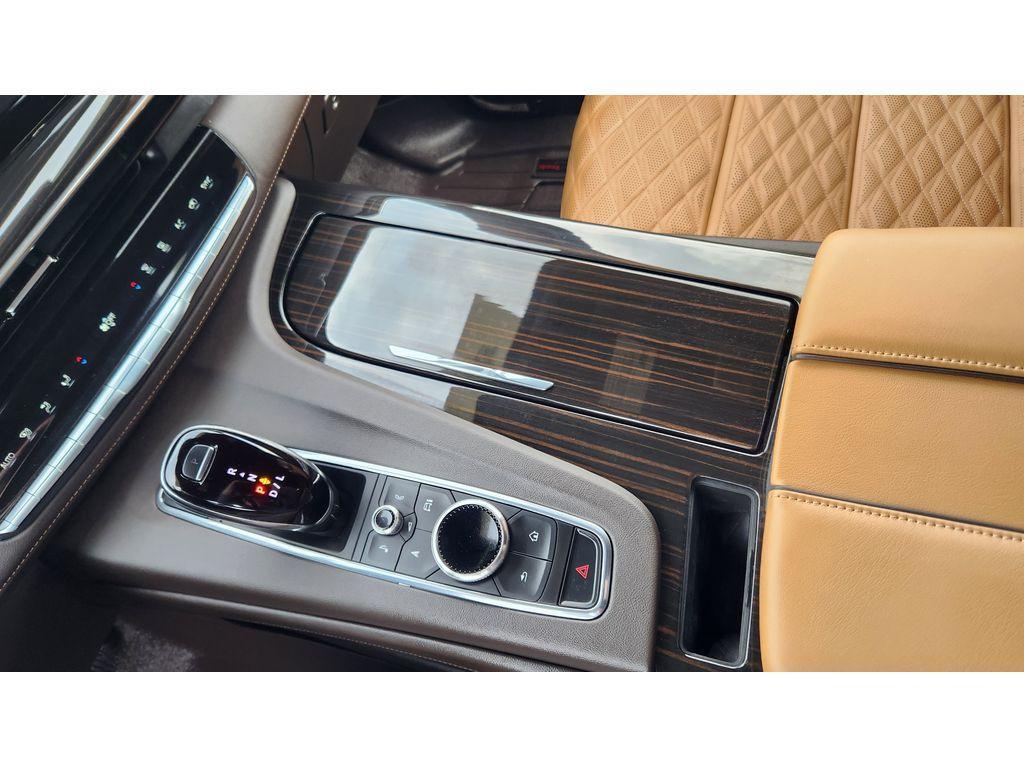 used 2023 Cadillac Escalade ESV car, priced at $80,995