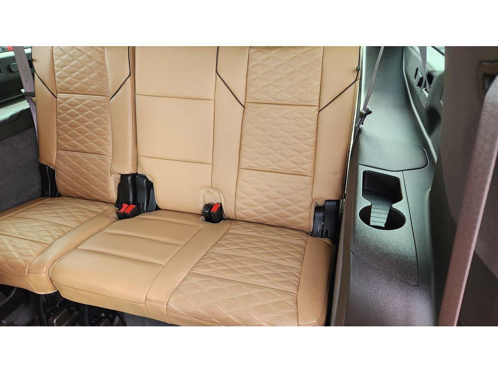 used 2023 Cadillac Escalade ESV car, priced at $80,995