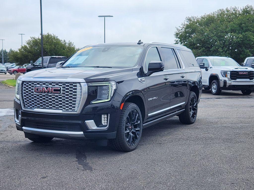 used 2022 GMC Yukon XL car, priced at $54,995