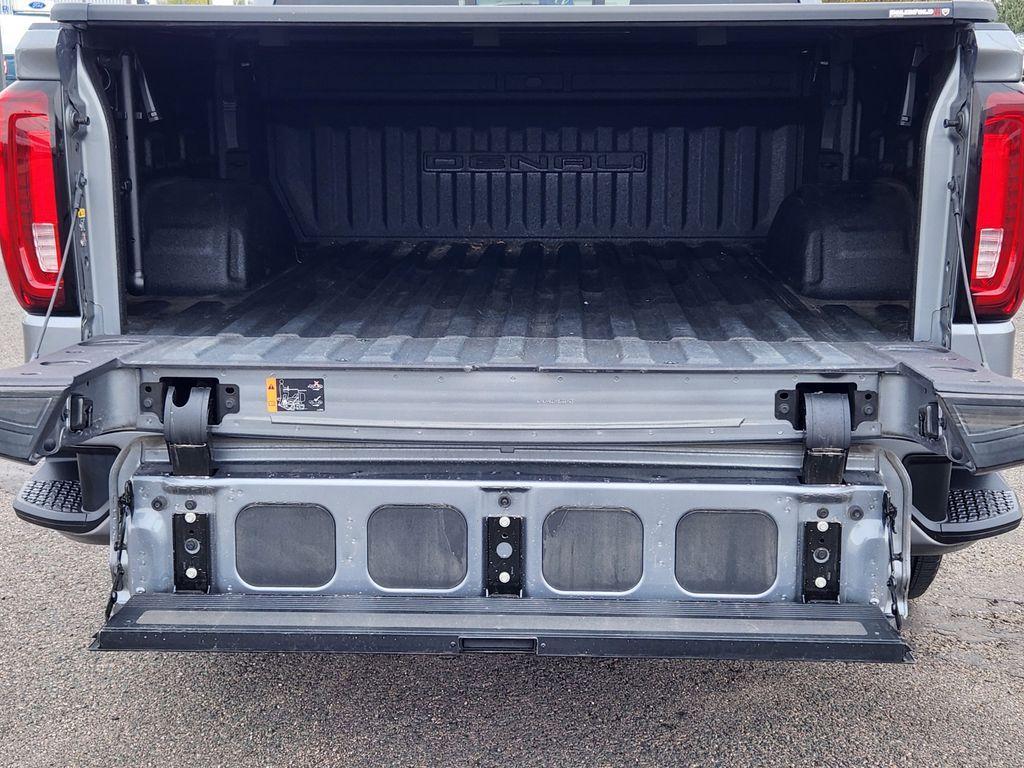 used 2021 GMC Sierra 1500 car, priced at $40,995