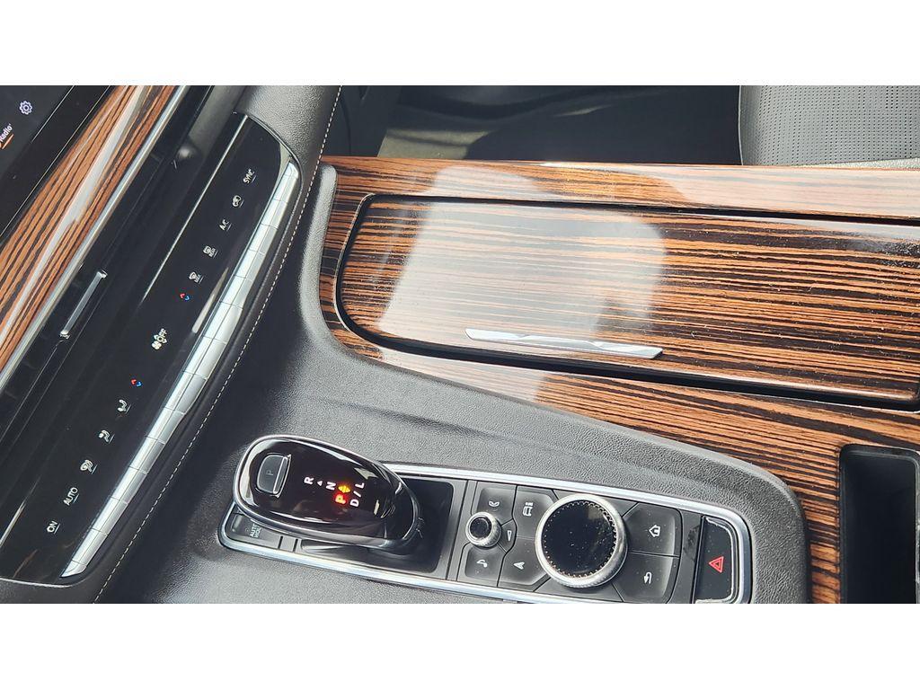 used 2024 Cadillac Escalade car, priced at $85,995