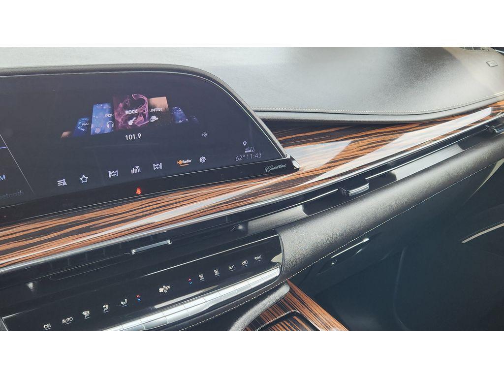 used 2024 Cadillac Escalade car, priced at $85,995