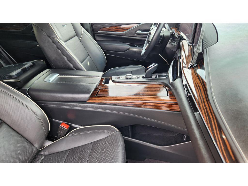 used 2024 Cadillac Escalade car, priced at $85,995