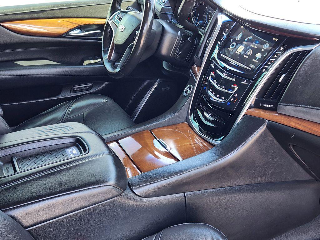 used 2016 Cadillac Escalade car, priced at $29,995