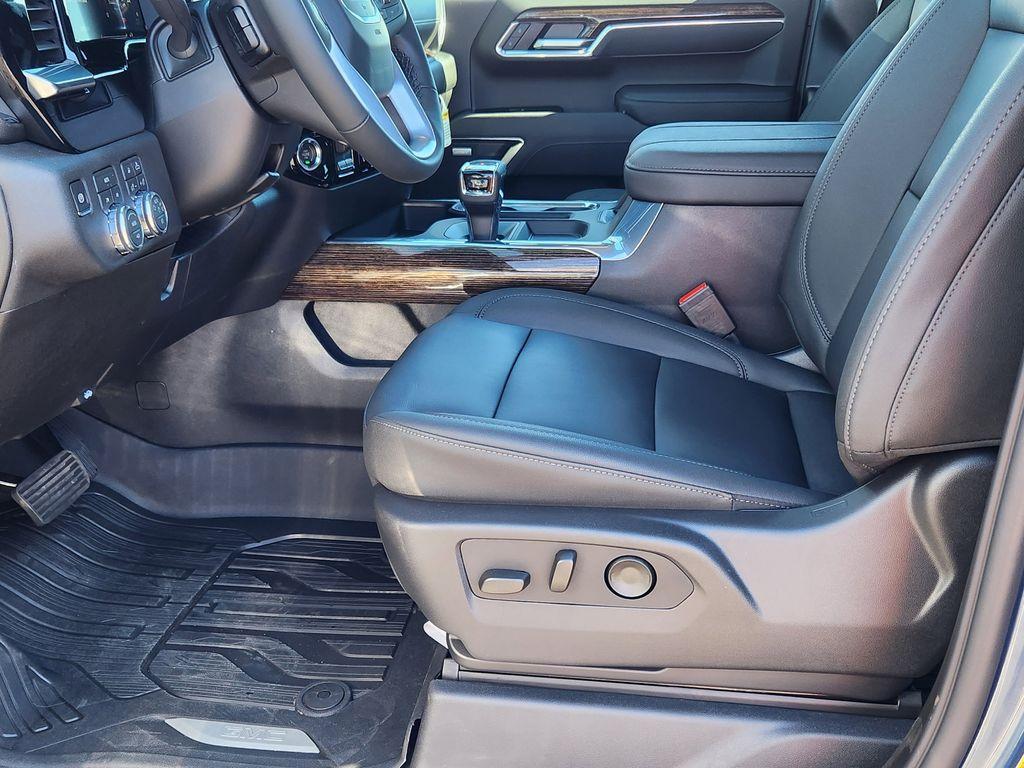 new 2026 GMC Sierra 1500 car, priced at $69,450