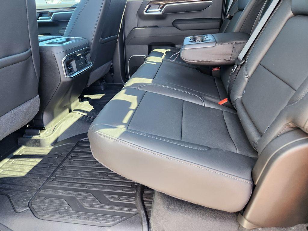 new 2026 GMC Sierra 1500 car, priced at $69,450