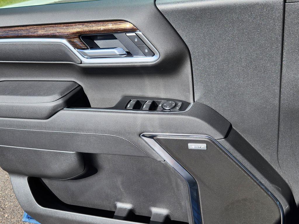 new 2026 GMC Sierra 1500 car, priced at $69,450