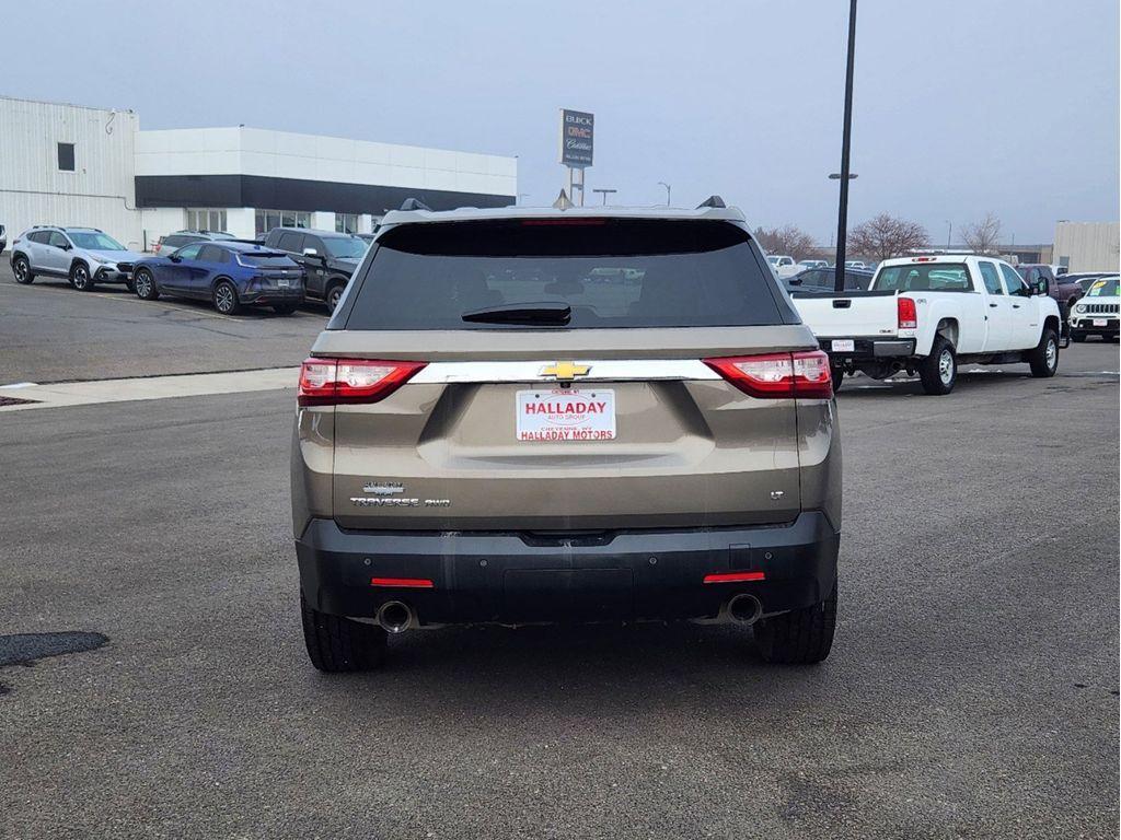 used 2020 Chevrolet Traverse car, priced at $23,995