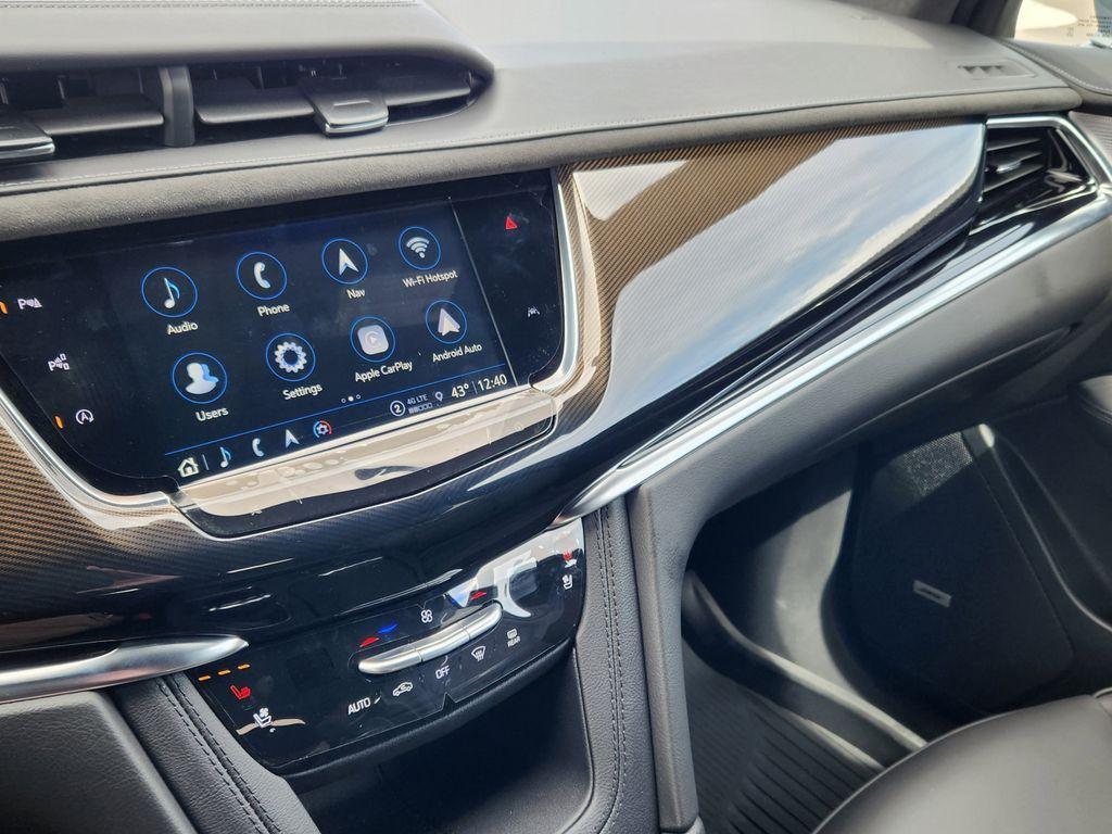 new 2025 Cadillac XT6 car, priced at $79,648