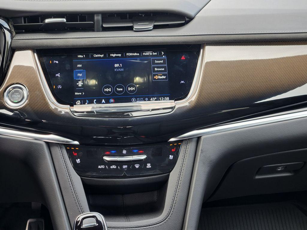new 2025 Cadillac XT6 car, priced at $79,648