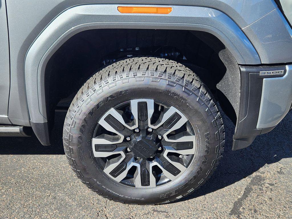 new 2026 GMC Sierra 3500 car, priced at $101,634