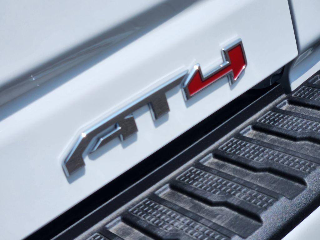 new 2025 GMC Sierra 2500 car, priced at $77,890