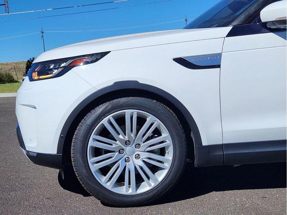 used 2018 Land Rover Discovery car, priced at $23,995