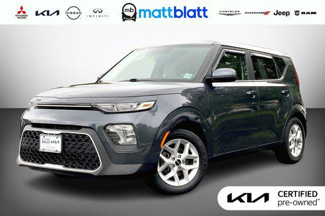 used 2022 Kia Soul car, priced at $18,999